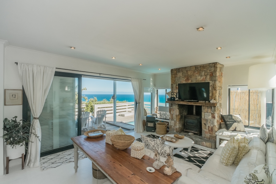 4 Bedroom Property for Sale in Misty Cliffs Western Cape